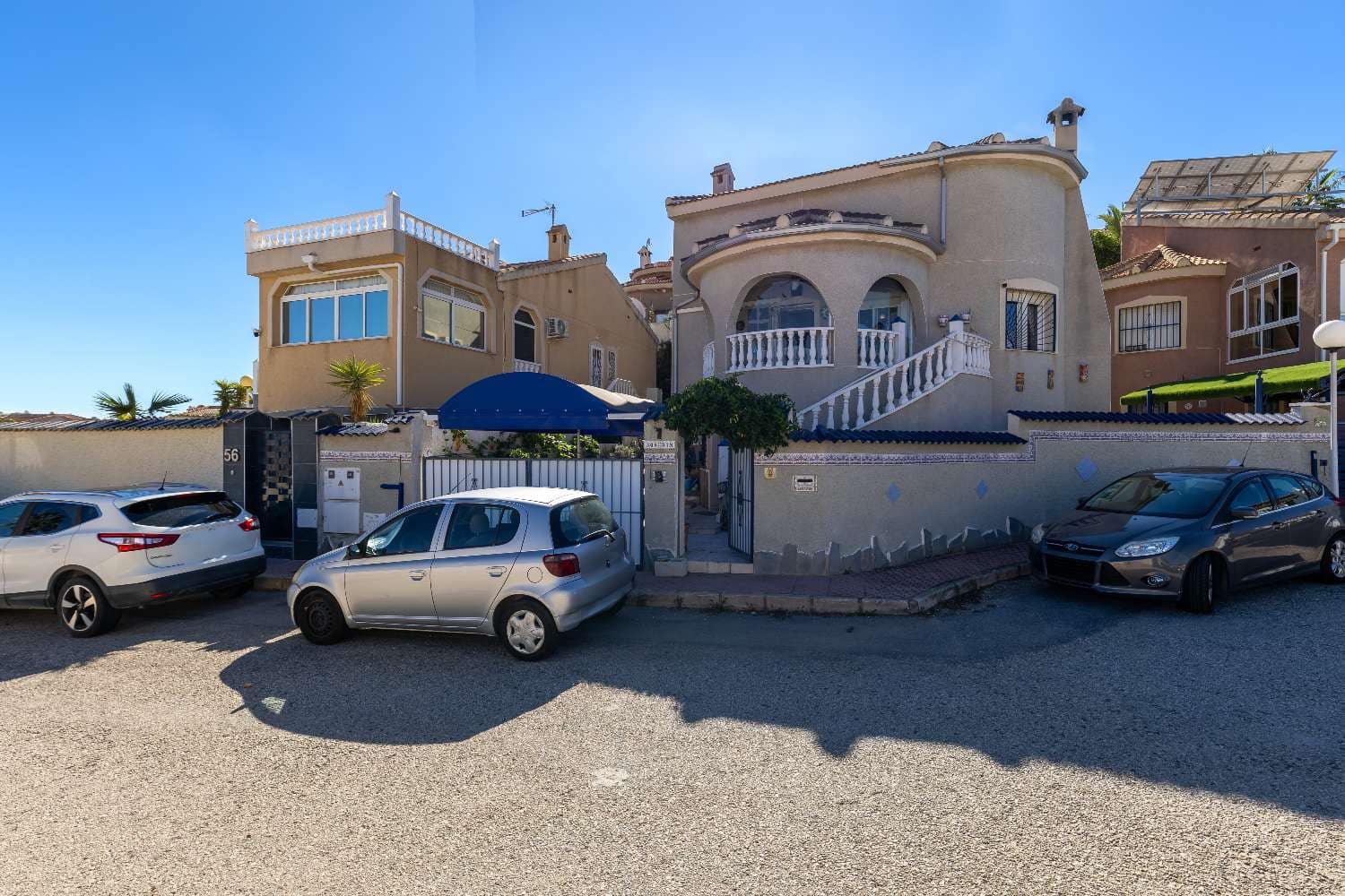 3 bedroom Villa for sale in Ciudad Quesada with garage - € 219,999 (Ref: 9356729)