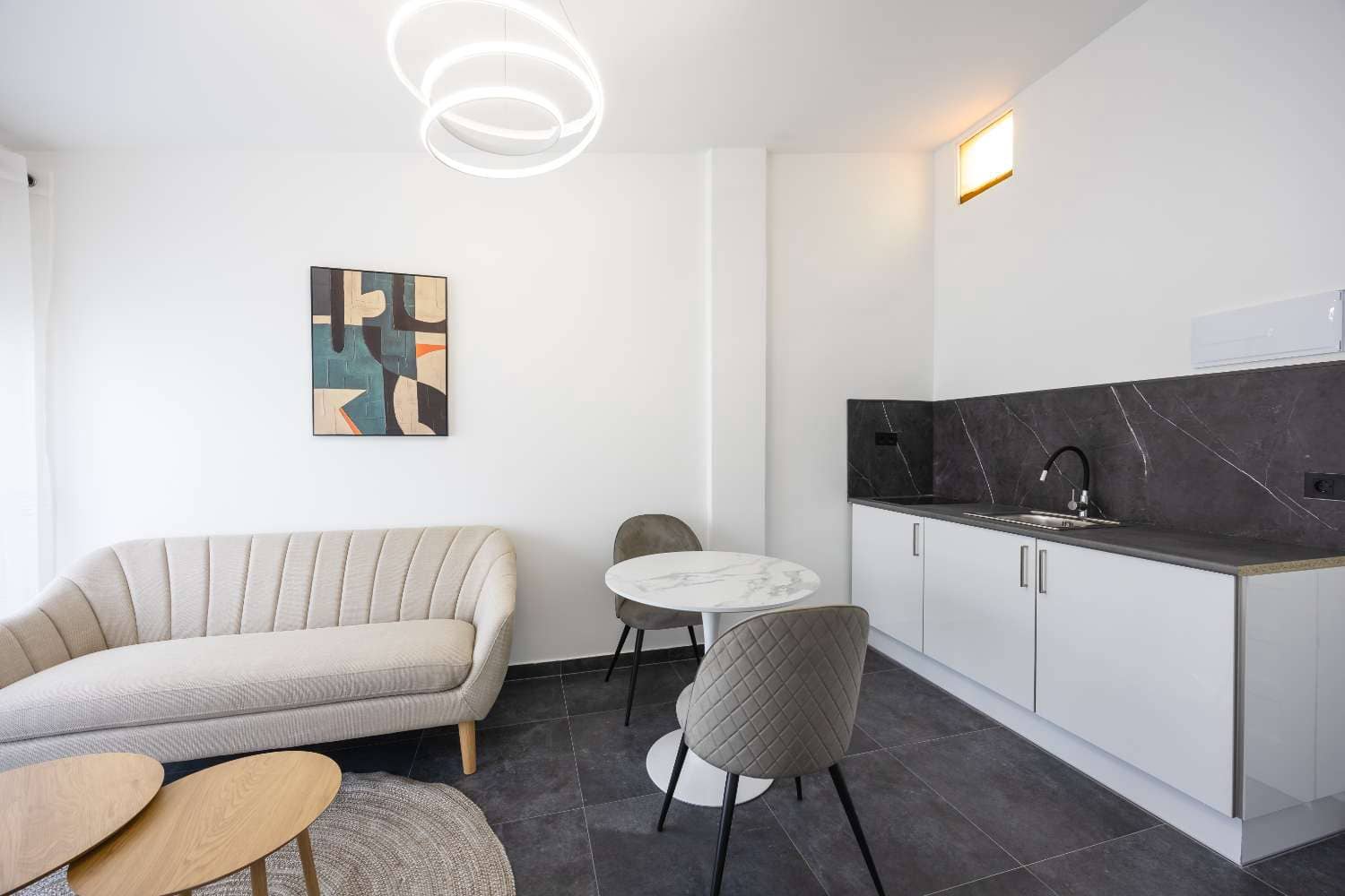 1 makuuhuone Huoneisto myytävänä paikassa Torrevieja mukana uima-altaan - 126 000 € (Ref: 9540882)