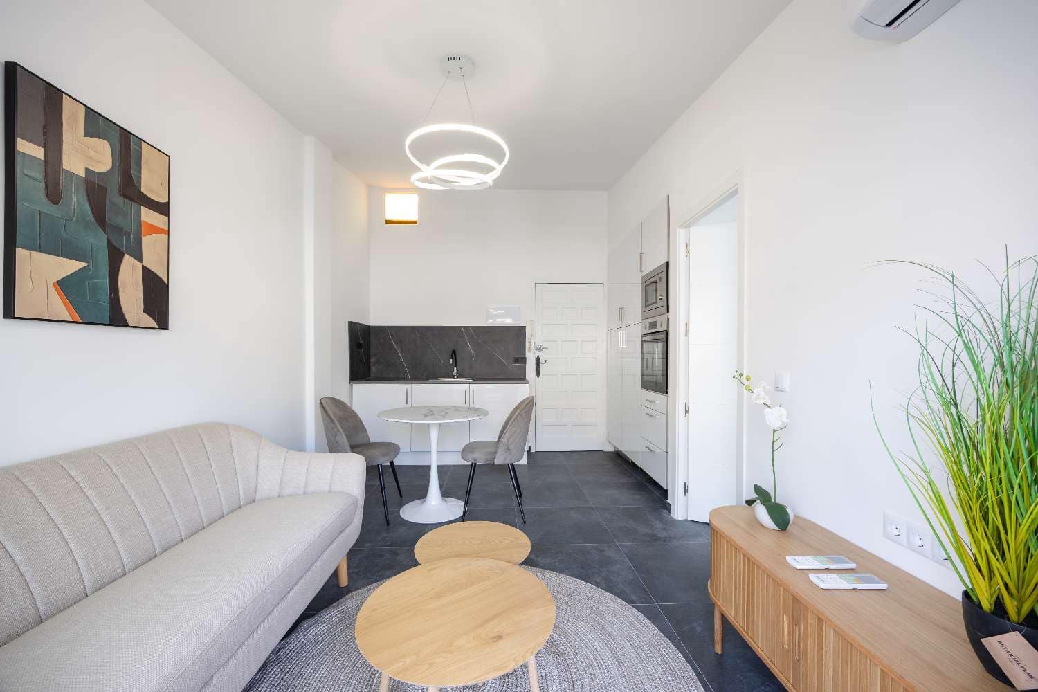 1 makuuhuone Huoneisto myytävänä paikassa Torrevieja mukana uima-altaan - 126 000 € (Ref: 9540882)