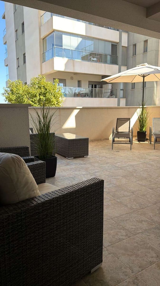 2 soverom Strandleiligheter til salgs i Orihuela med svømmebasseng garasje - € 220 000 (Ref: 9627309)