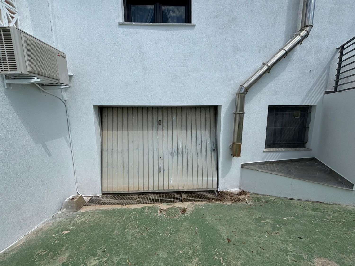 3 chambre Villa/Maison Semi-Mitoyenne à vendre à Orihuela avec piscine garage - 695 000 € (Ref: 9694867)