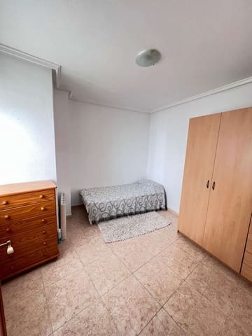 Apartamento de 2 habitaciones en Torrevieja en venta con piscina - 129.999 € (Ref: 9694870)