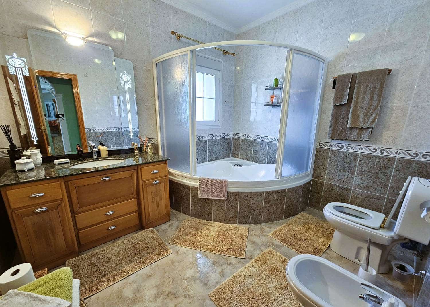 6 quarto Moradia para venda em Ciudad Quesada com piscina - 995 000 € (Ref: 9698698)