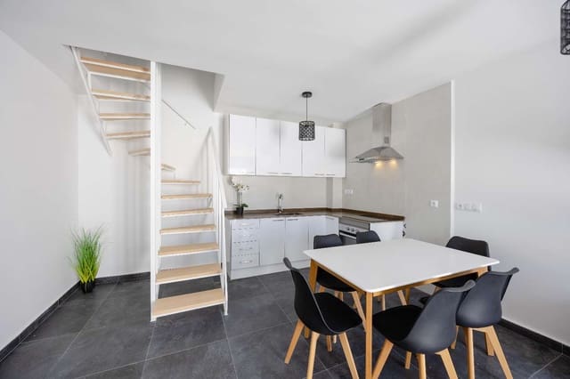 3 chambre Bungalow à vendre à Torrevieja avec piscine garage - 269 000 € (Ref: 9755380)