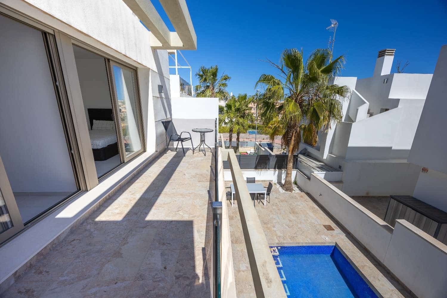 Chalet de 3 habitaciones en Orihuela en venta con piscina garaje - 449.000 € (Ref: 9755381)