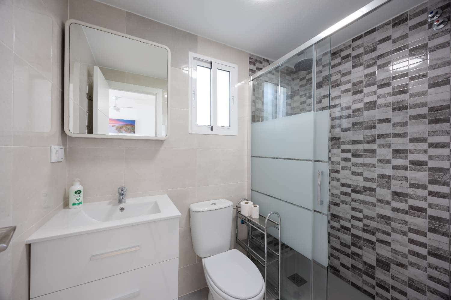 1 sovrum Lägenhet för semesterbostäder i Torrevieja med pool garage - 693 € (Ref: 9866672)