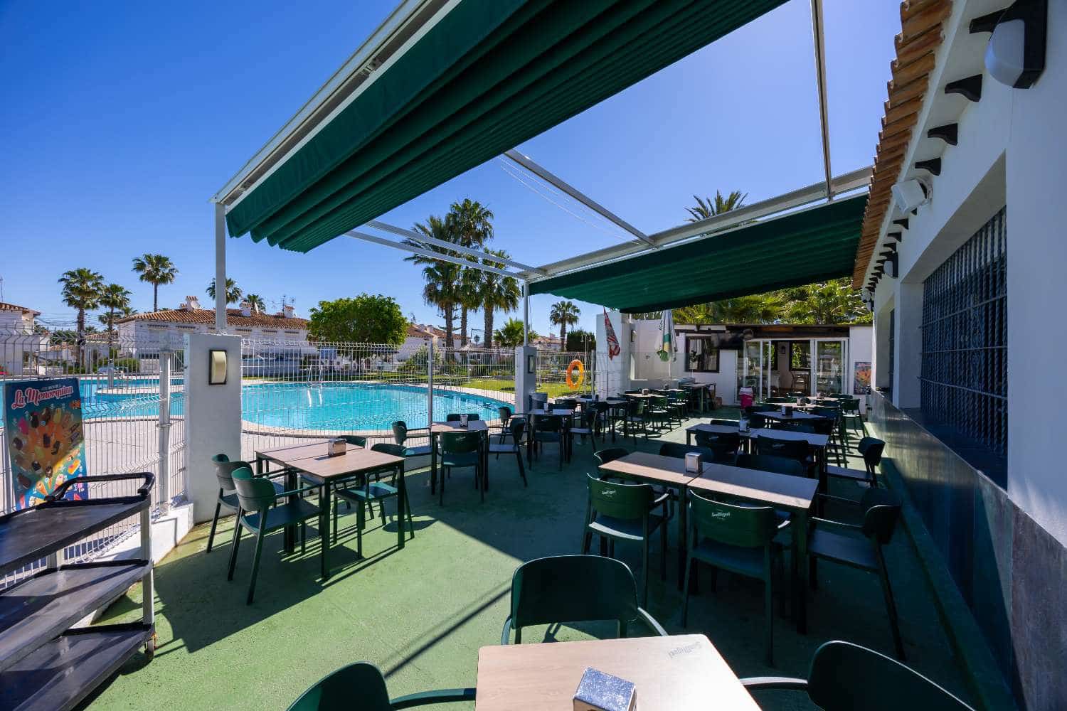 1 sovrum Lägenhet för semesterbostäder i Torrevieja med pool garage - 693 € (Ref: 9866672)