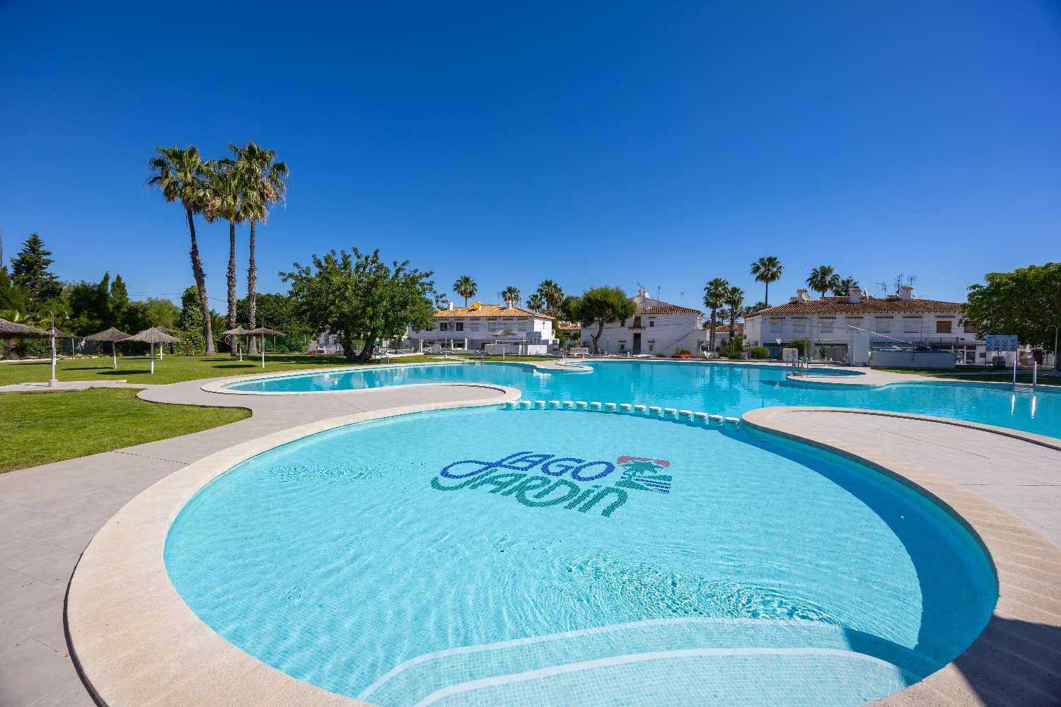 1 sovrum Lägenhet för semesterbostäder i Torrevieja med pool garage - 693 € (Ref: 9866672)