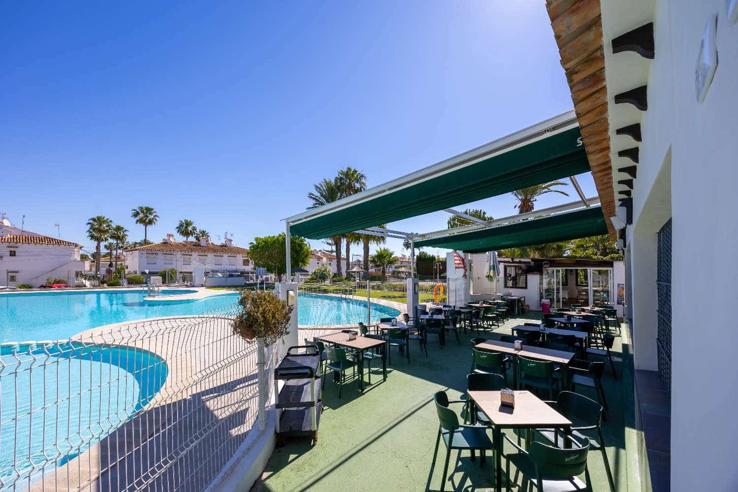 1 sovrum Lägenhet för semesterbostäder i Torrevieja med pool garage - 693 € (Ref: 9866672)