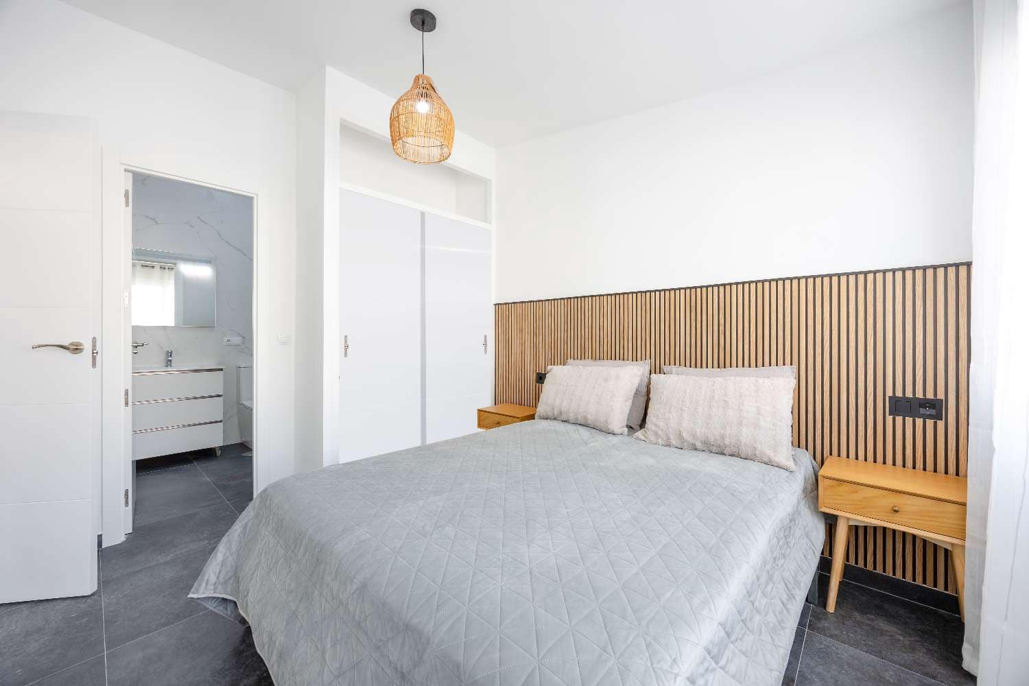 1 sovrum Lägenhet för semesterbostäder i Torrevieja med pool - 693 € (Ref: 9866673)