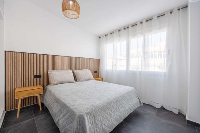 1 sovrum Lägenhet för semesterbostäder i Torrevieja med pool - 693 € (Ref: 9866673)