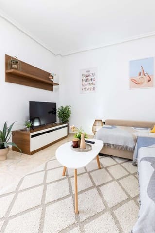   2 soveværelse   ferieLejlighed i Orihuela med   swimmingpool  garage  - € 980 (Ref: 9866674)
