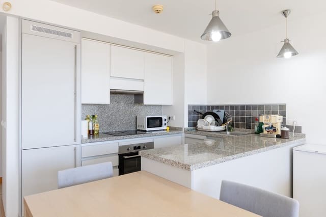   3 soveværelse   ferieLejlighed i Orihuela med   swimmingpool  garage  - € 840 (Ref: 9866675)