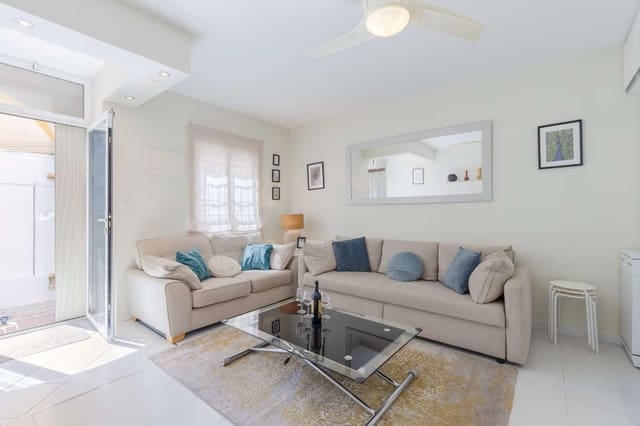 2 sovrum Bungalow för semesterbostäder i San Miguel de Salinas med pool - 693 € (Ref: 9866676)