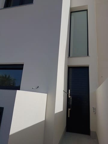 3 chambre Villa/Maison à vendre à San Pedro del Pinatar ciudad, San Pedro del Pinatar avec piscine garage - 414 900 € (Ref: 8738455)