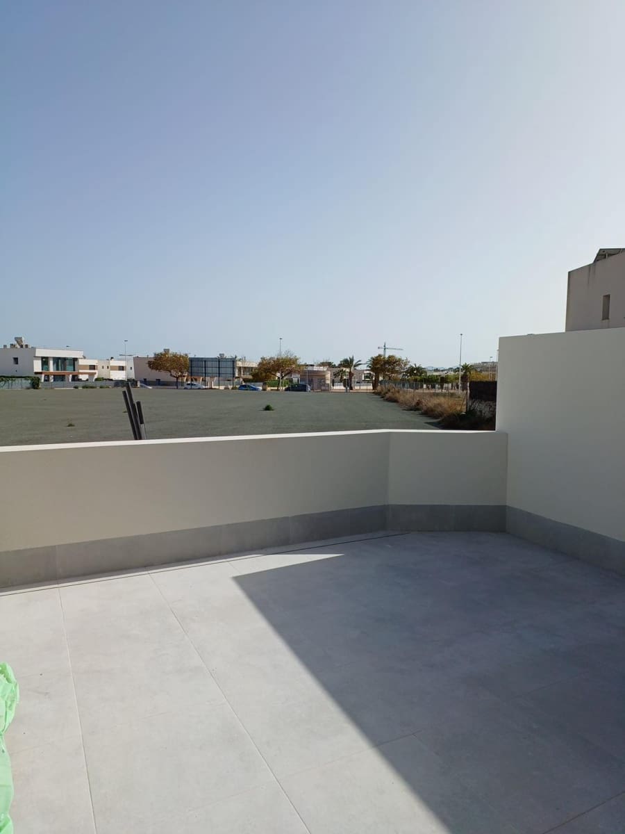3 chambre Villa/Maison à vendre à San Pedro del Pinatar avec piscine garage - 414 900 € (Ref: 8738455)