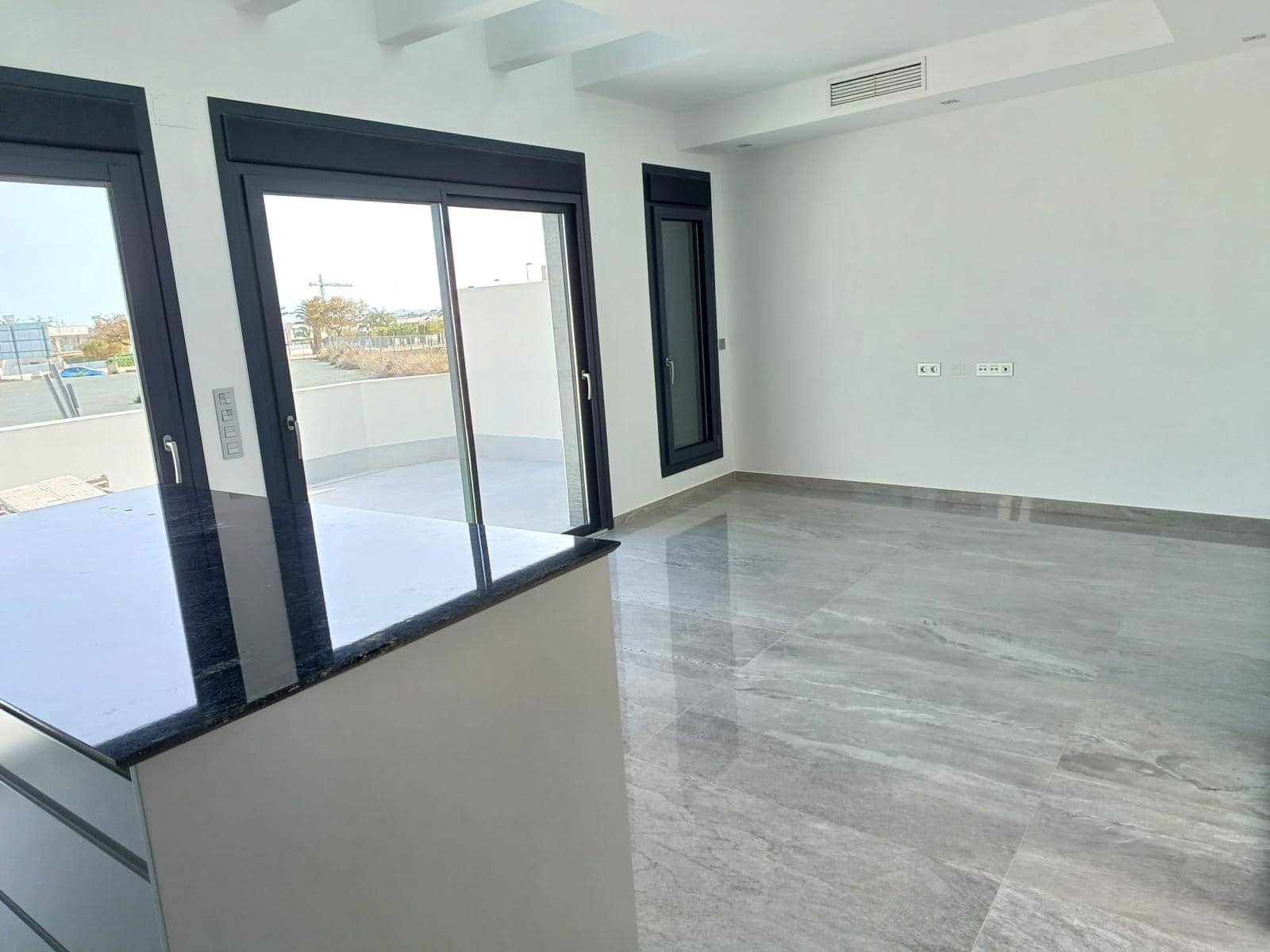 3 chambre Villa/Maison à vendre à San Pedro del Pinatar avec piscine garage - 414 900 € (Ref: 8738455)