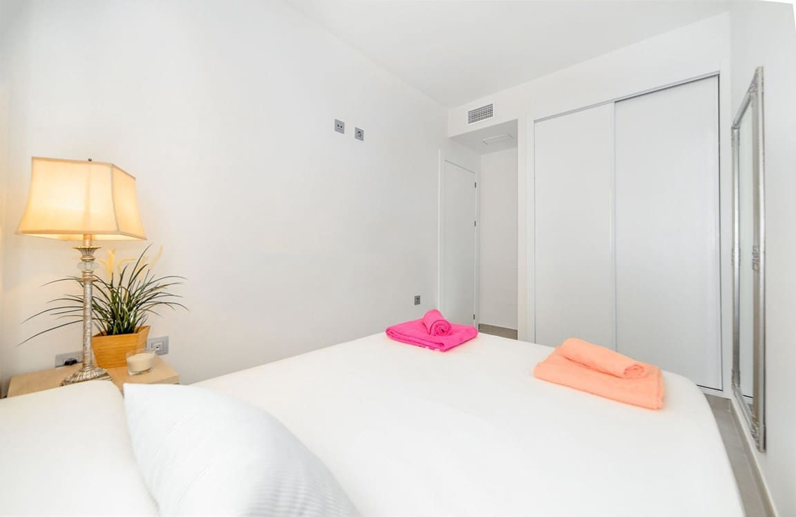 3 slaapkamer Rijtjeshuis te koop in Pilar de la Horadada met zwembad - € 269.000 (Ref: 8742007)