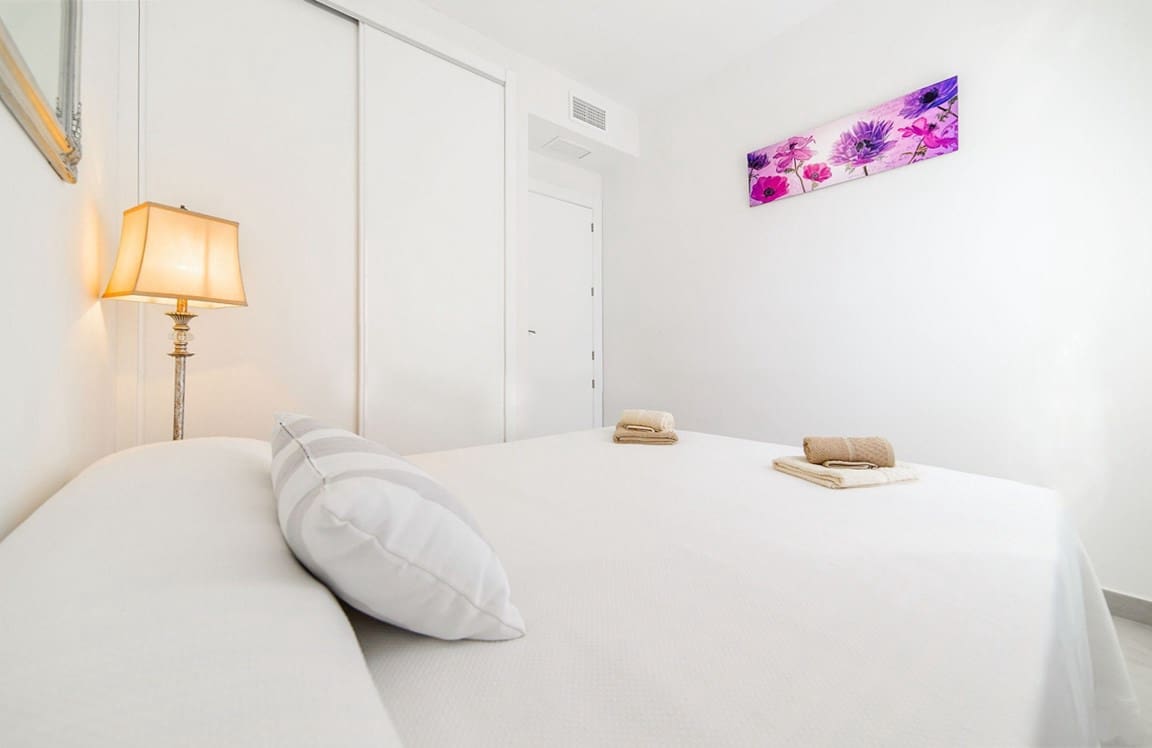 3 slaapkamer Rijtjeshuis te koop in Pilar de la Horadada met zwembad - € 269.000 (Ref: 8742007)