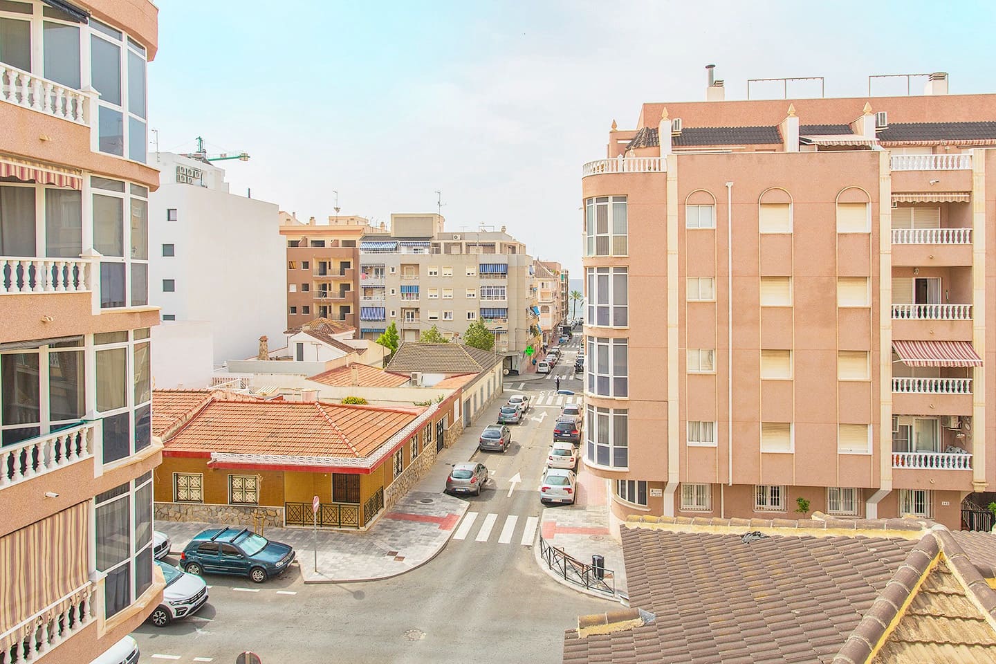 Piso de 3 habitaciones en Torrevieja en venta - 199.900 € (Ref: 9396681)