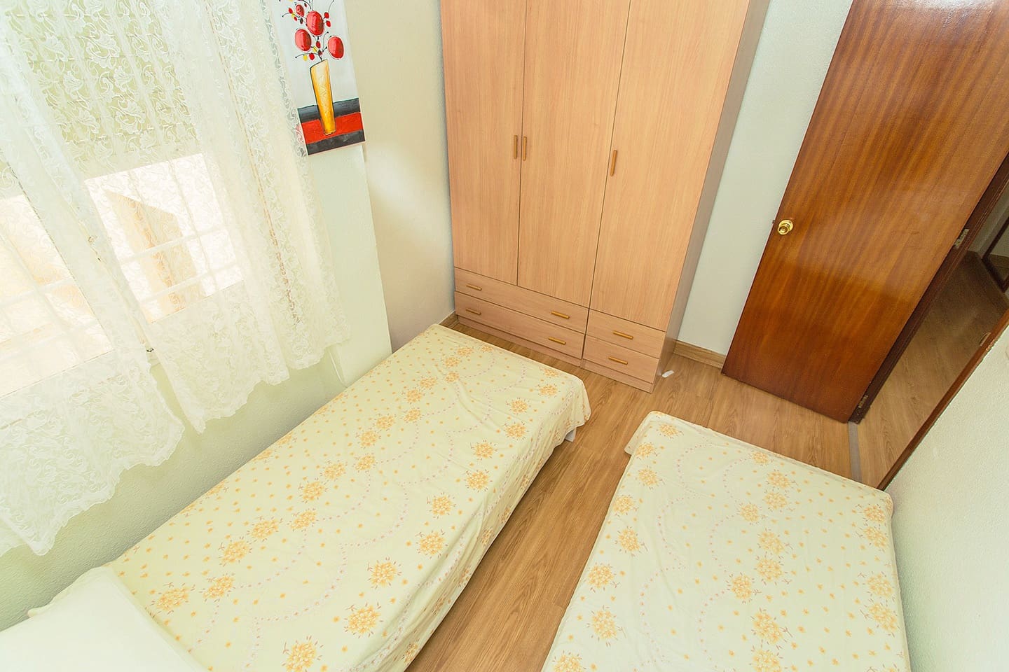 Piso de 3 habitaciones en Torrevieja en venta - 199.900 € (Ref: 9396681)