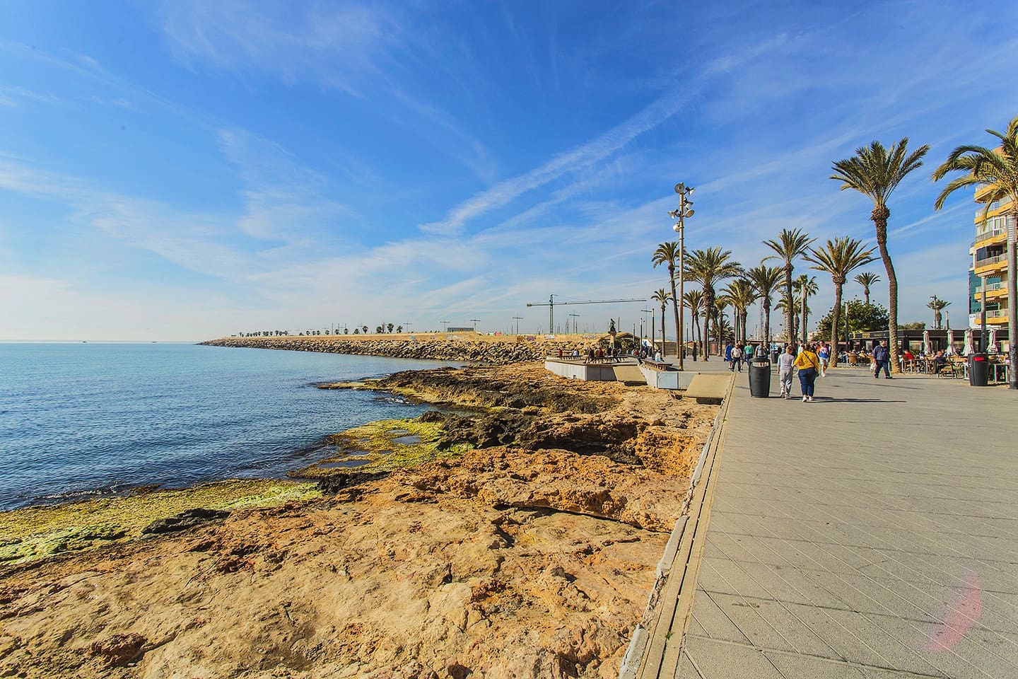 Piso de 3 habitaciones en Torrevieja en venta - 199.900 € (Ref: 9396681)