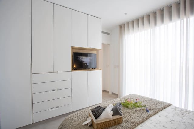 3 makuuhuone Huoneisto myytävänä paikassa San Pedro del Pinatar ciudad, San Pedro del Pinatar mukana uima-altaan 
autotalli - 279 000 € (Ref: 9400226)