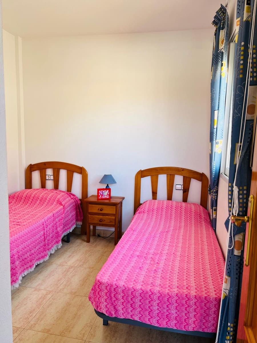 3 soveværelse Rækkehus til salg i Orihuela Costa med swimmingpool - € 219.000 (Ref: 9544399)