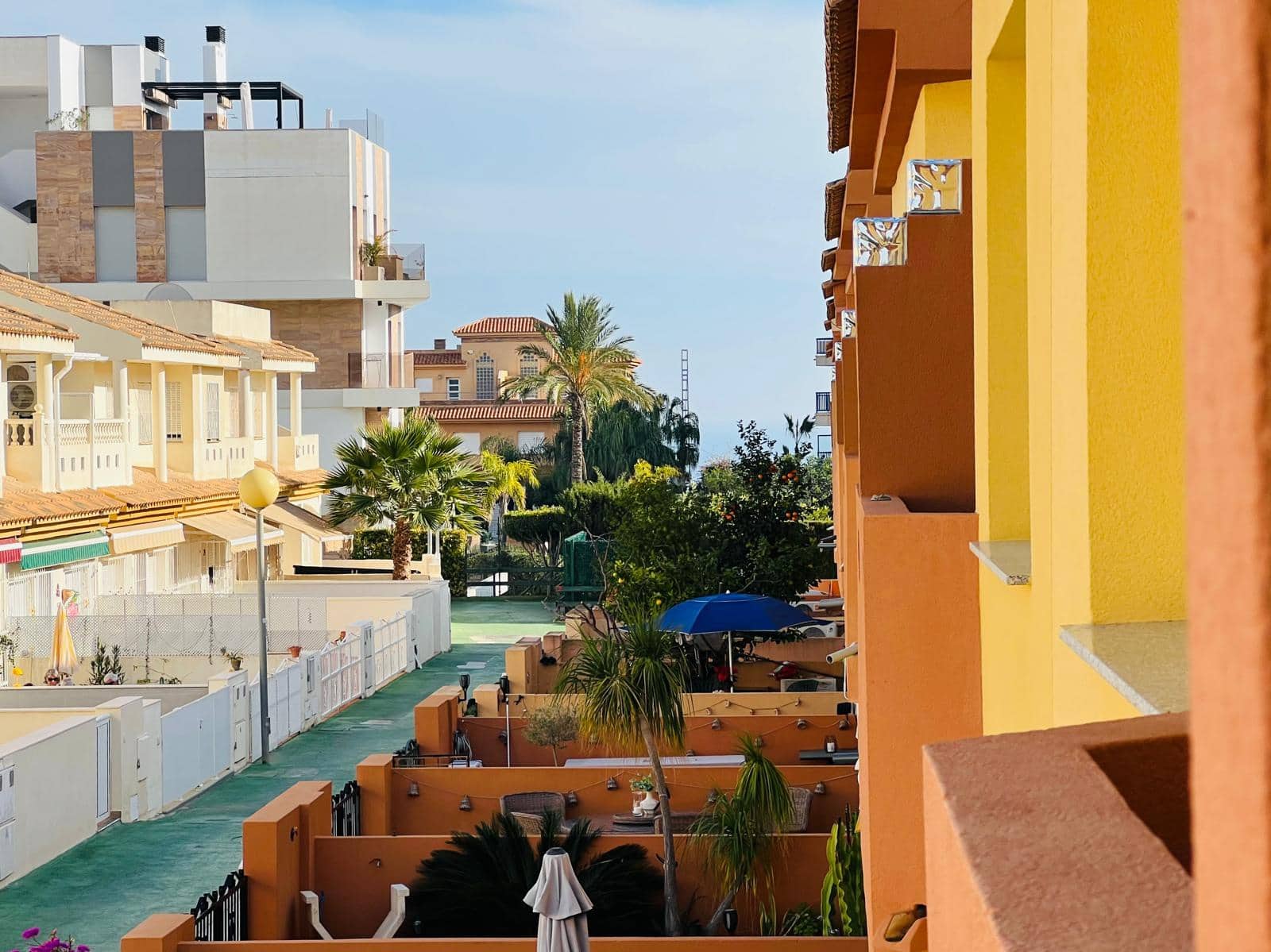 3 soveværelse Rækkehus til salg i Orihuela Costa med swimmingpool - € 219.000 (Ref: 9544399)