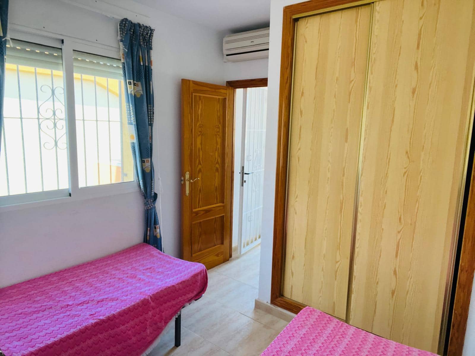 3 soveværelse Rækkehus til salg i Orihuela Costa med swimmingpool - € 219.000 (Ref: 9544399)