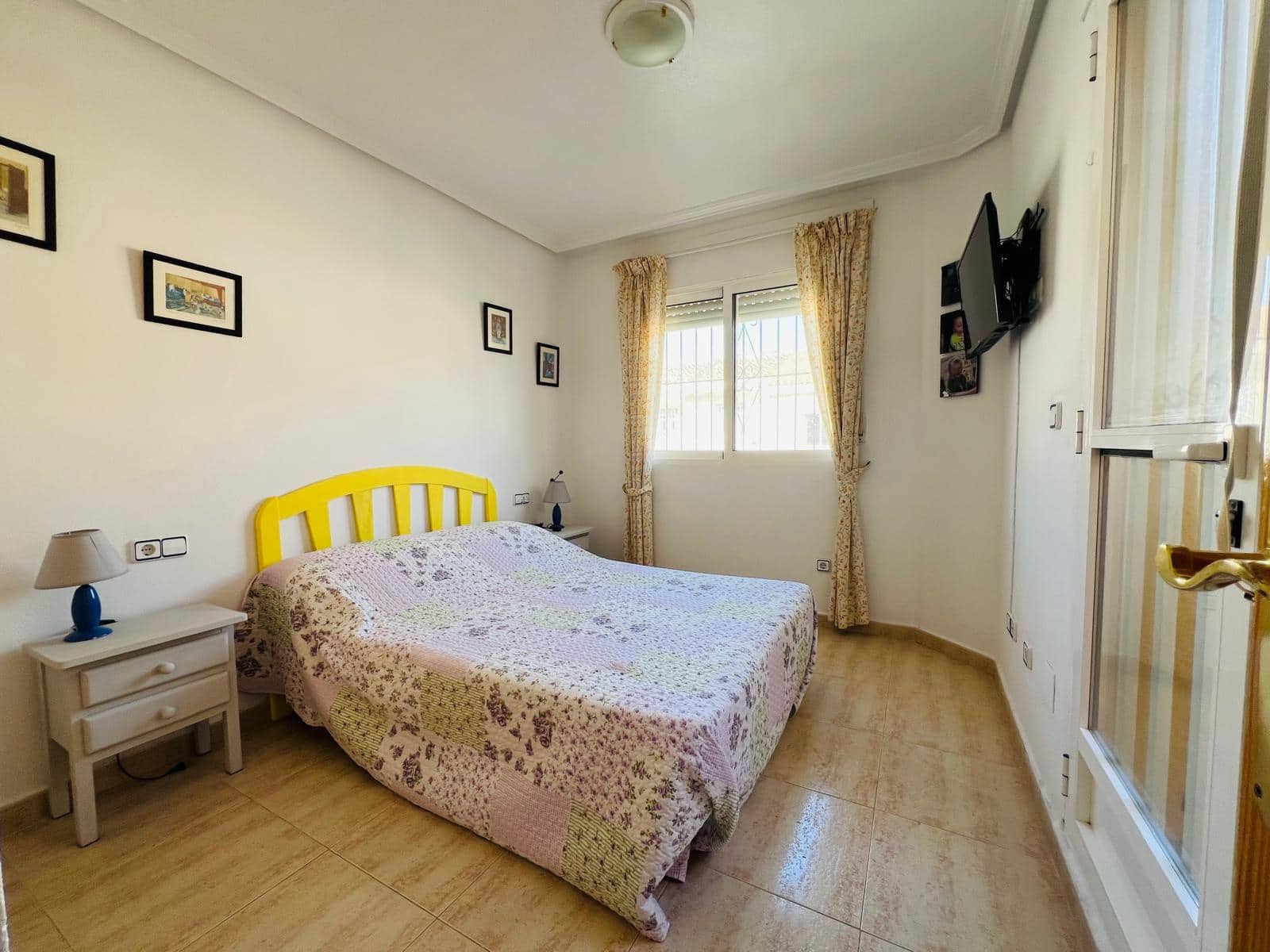 3 soveværelse Rækkehus til salg i Orihuela Costa med swimmingpool - € 219.000 (Ref: 9544399)