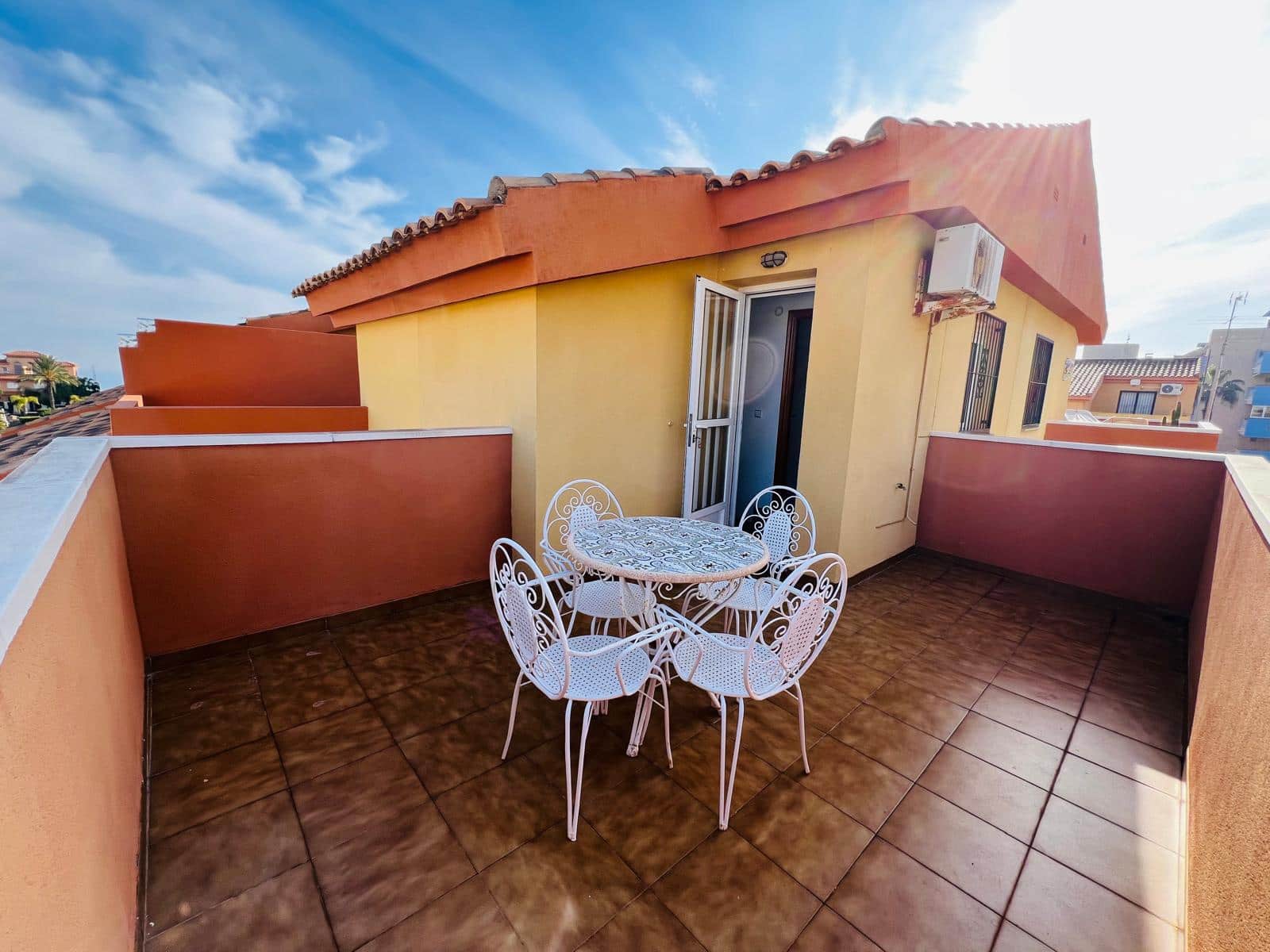 3 soveværelse Rækkehus til salg i Orihuela Costa med swimmingpool - € 219.000 (Ref: 9544399)