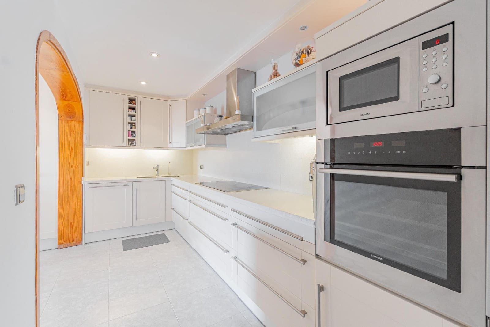 Chalet de 4 habitaciones en Peguera / Paguera en venta con piscina garaje - 1.099.000 € (Ref: 10004274)
