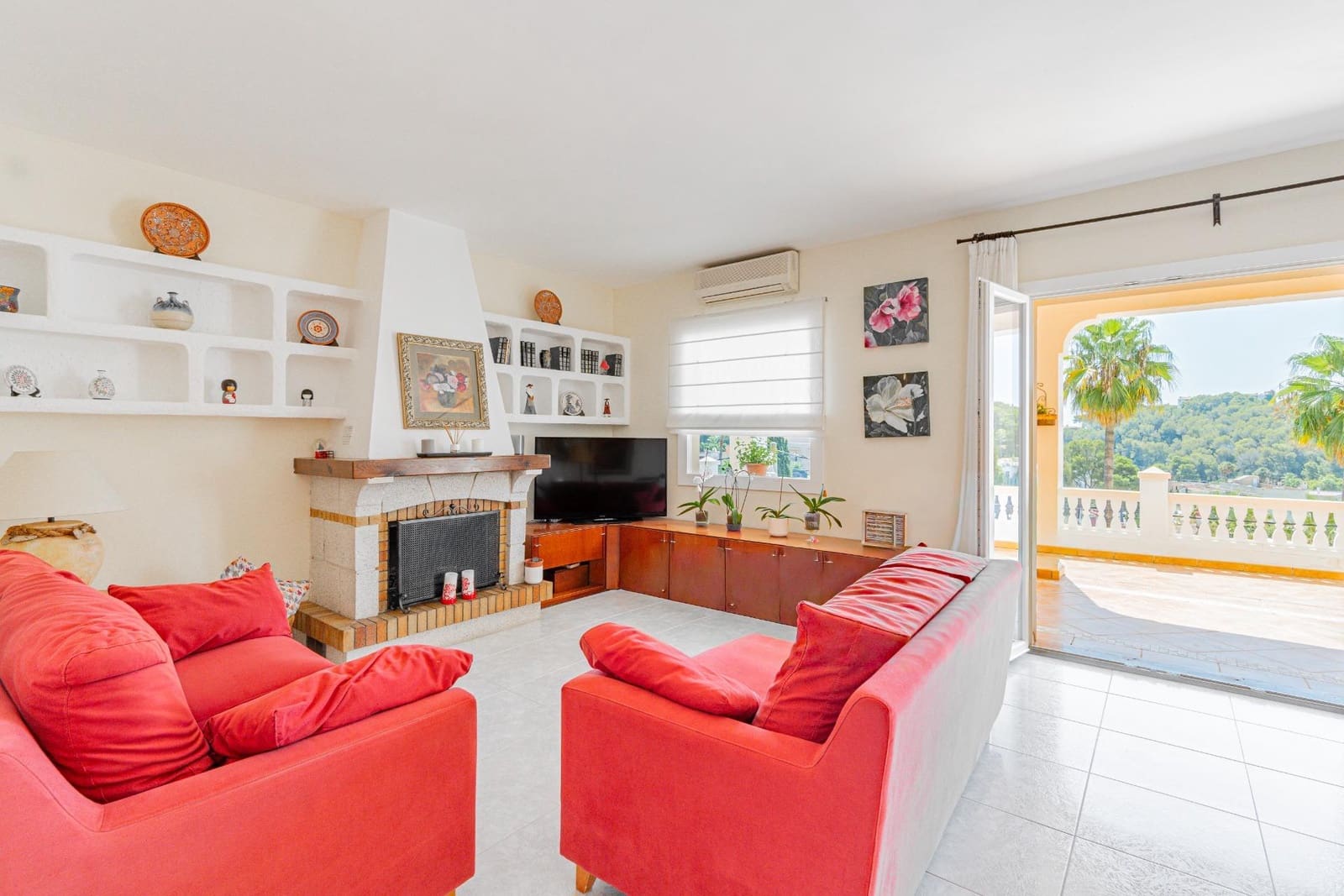Chalet de 4 habitaciones en Peguera / Paguera en venta con piscina garaje - 1.099.000 € (Ref: 10004274)