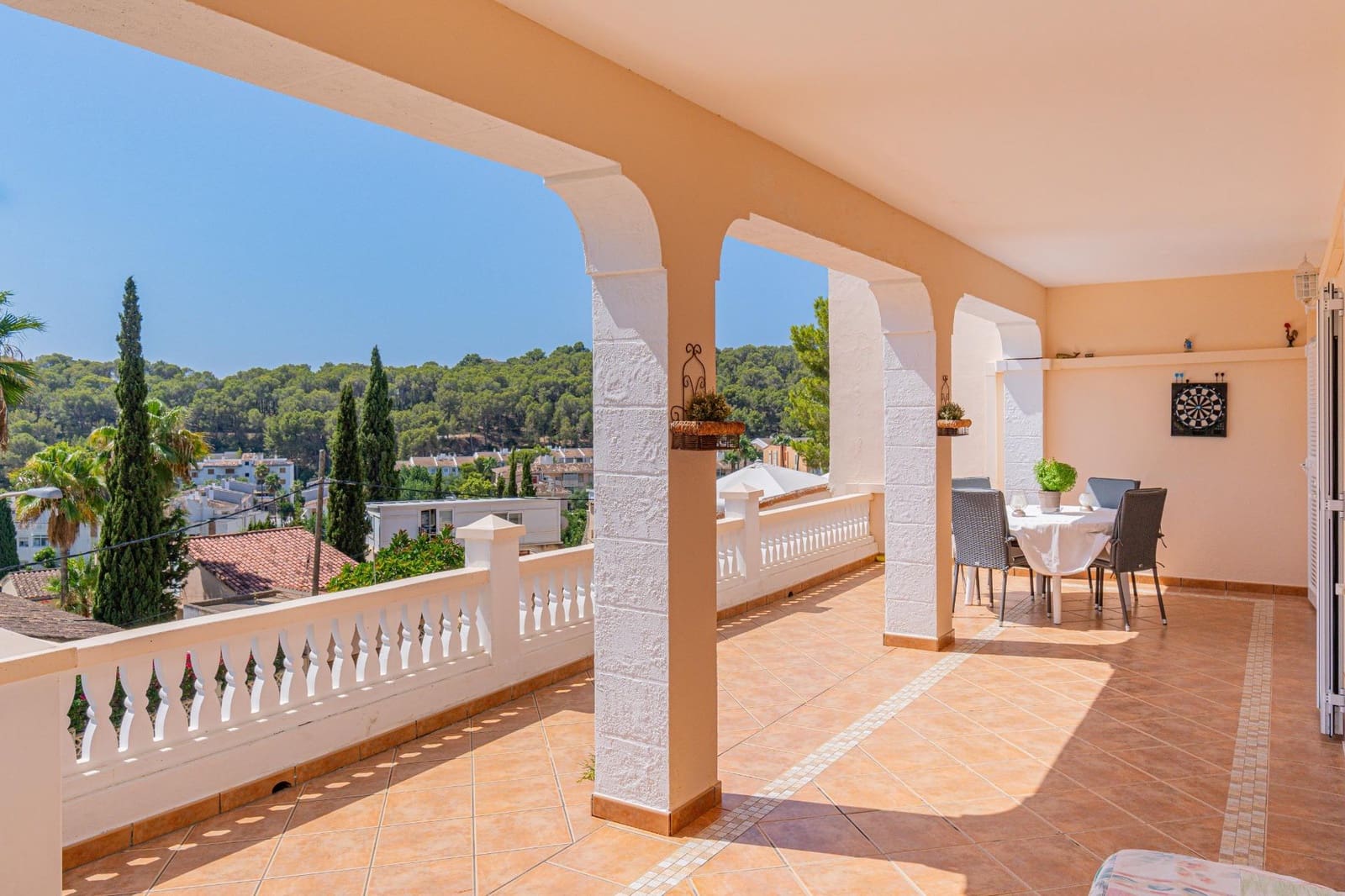 Chalet de 4 habitaciones en Peguera / Paguera en venta con piscina garaje - 1.099.000 € (Ref: 10004274)