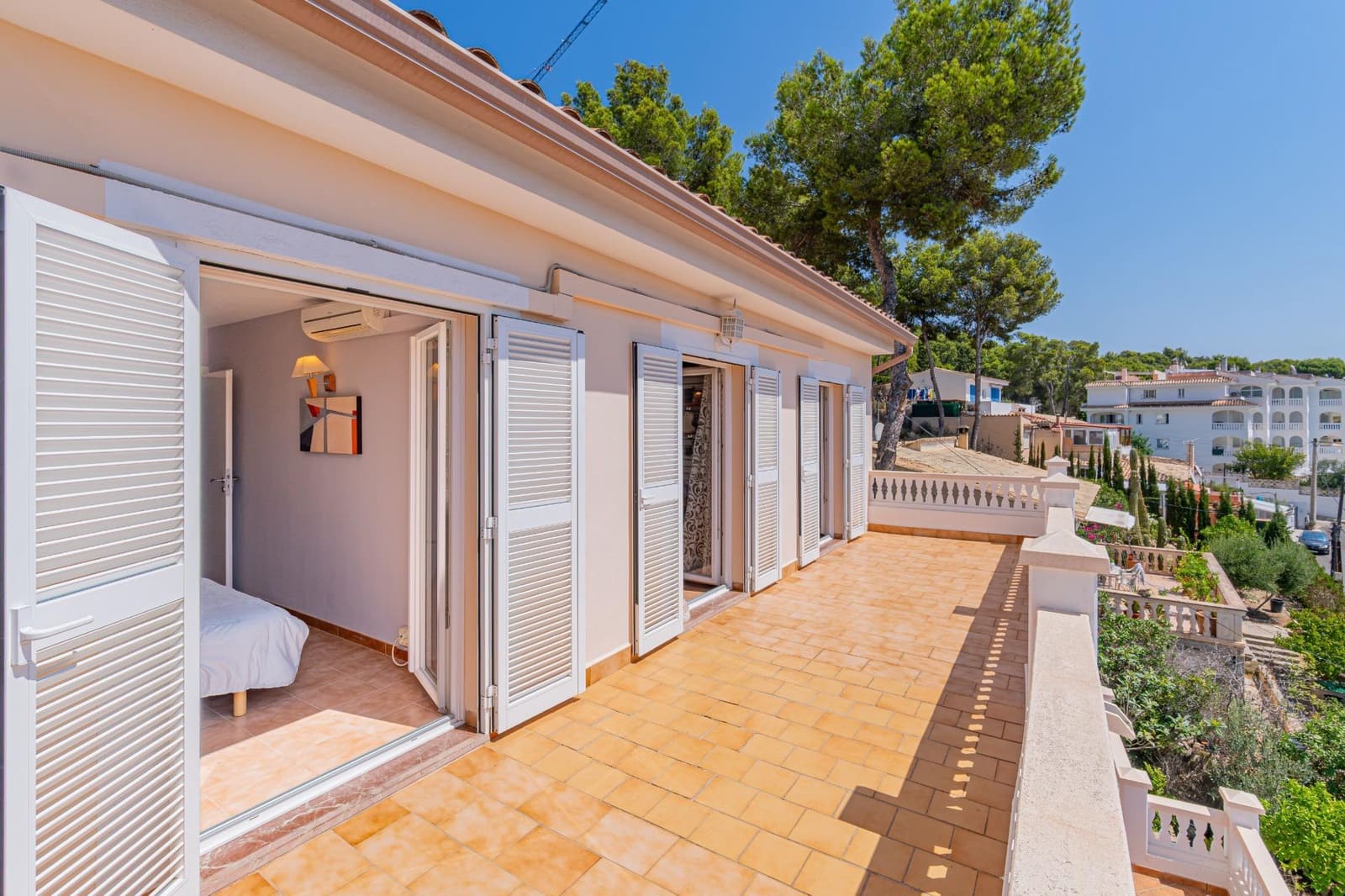 Chalet de 4 habitaciones en Peguera / Paguera en venta con piscina garaje - 1.099.000 € (Ref: 10004274)