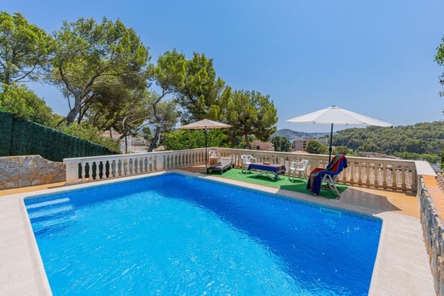 Chalet de 4 habitaciones en Peguera / Paguera, Calvià en venta con piscina garaje - 1.099.000 € (Ref: 10004274)