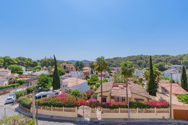 Chalet de 4 habitaciones en Peguera / Paguera, Calvià en venta con piscina garaje - 1.099.000 € (Ref: 10004274)