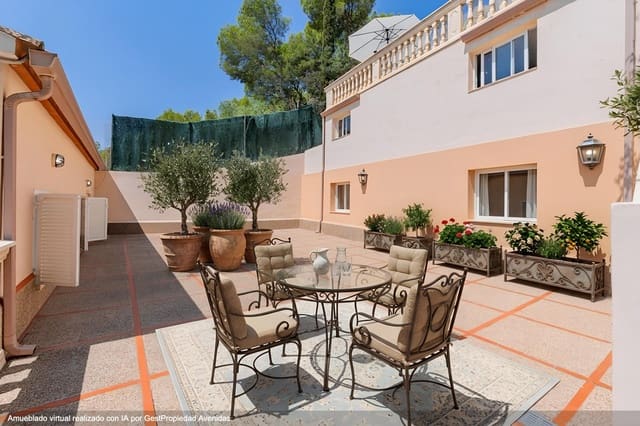 Chalet de 4 habitaciones en Peguera / Paguera, Calvià en venta con piscina garaje - 1.099.000 € (Ref: 10004274)