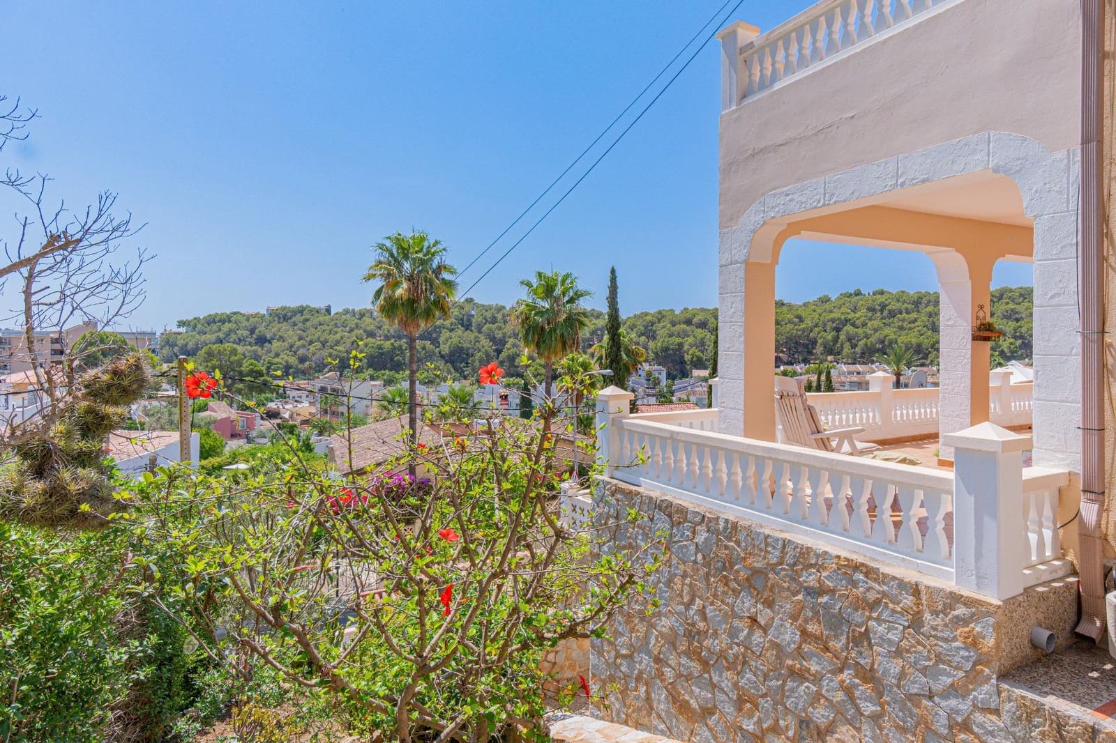 Chalet de 4 habitaciones en Peguera / Paguera en venta con piscina garaje - 1.099.000 € (Ref: 10004274)