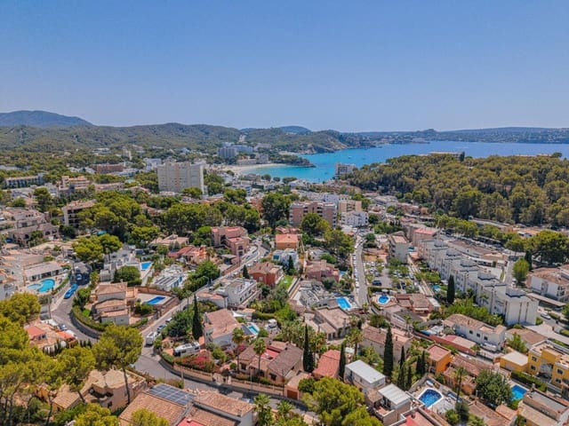 4 soveværelse Villa til salg i Peguera / Paguera, Calvià med swimmingpool garage - € 1.099.000 (Ref: 10004274)