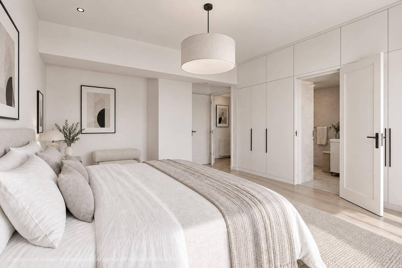 6 bedroom Flat for sale in Palma de Mallorca with garage - € 949,000 (Ref: 10068006)
