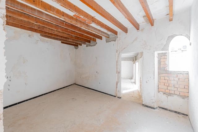 10 soveværelse Byhus til salg i Felanitx med garage - € 790.000 (Ref: 10068007)