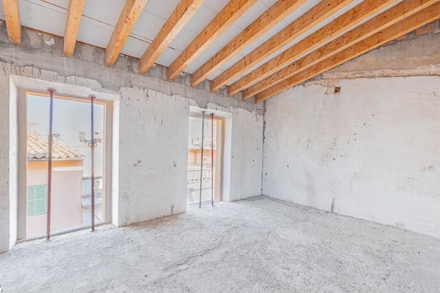 10 soveværelse Byhus til salg i Felanitx med garage - € 790.000 (Ref: 10068007)