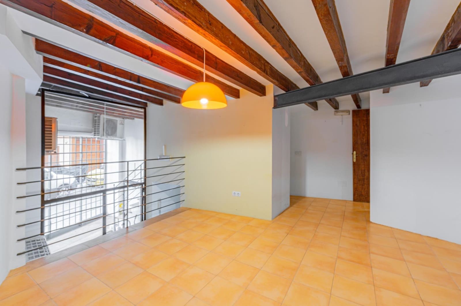Commercial for rent in Palma de Mallorca - € 1,300 (Ref: 10100249)