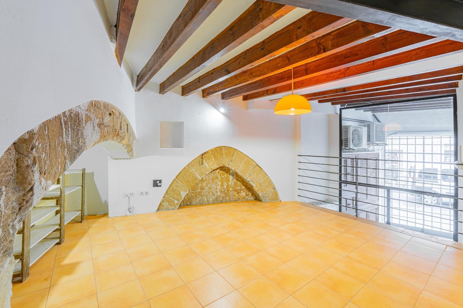 Commercial for rent in Palma de Mallorca - € 1,300 (Ref: 10100249)