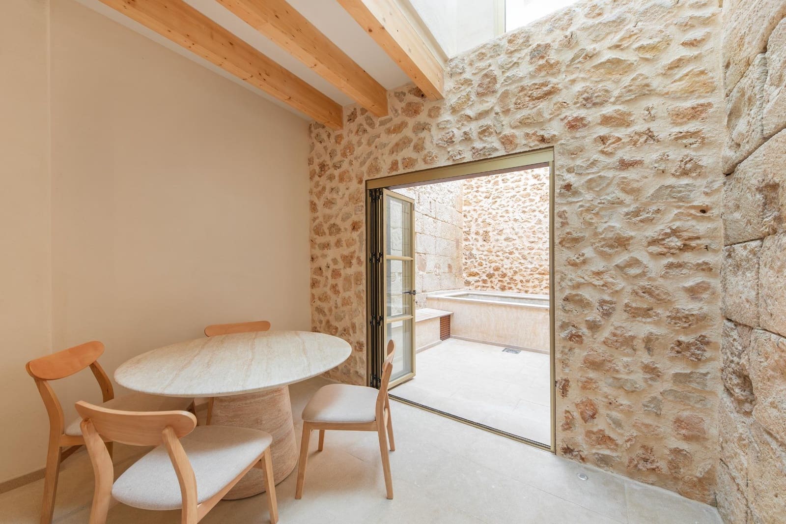 2 bedroom Townhouse for sale in Sa Pobla with pool - € 460,000 (Ref: 10139783)