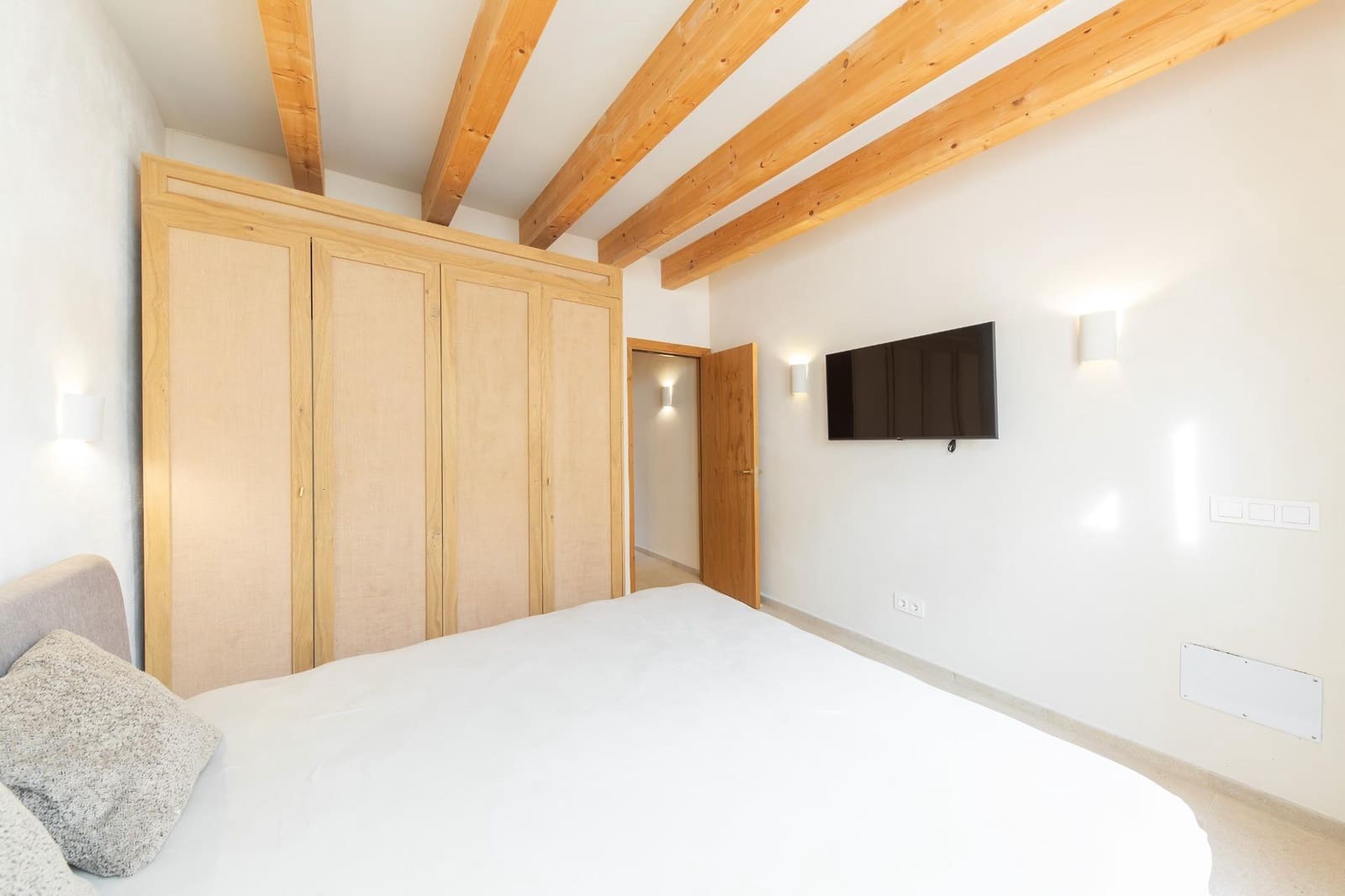 2 bedroom Townhouse for sale in Sa Pobla with pool - € 460,000 (Ref: 10139783)