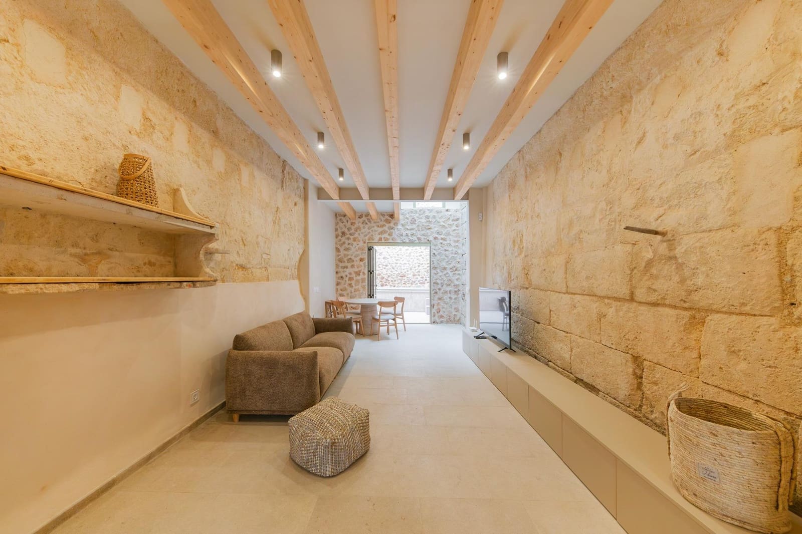 2 bedroom Townhouse for sale in Sa Pobla with pool - € 460,000 (Ref: 10139783)