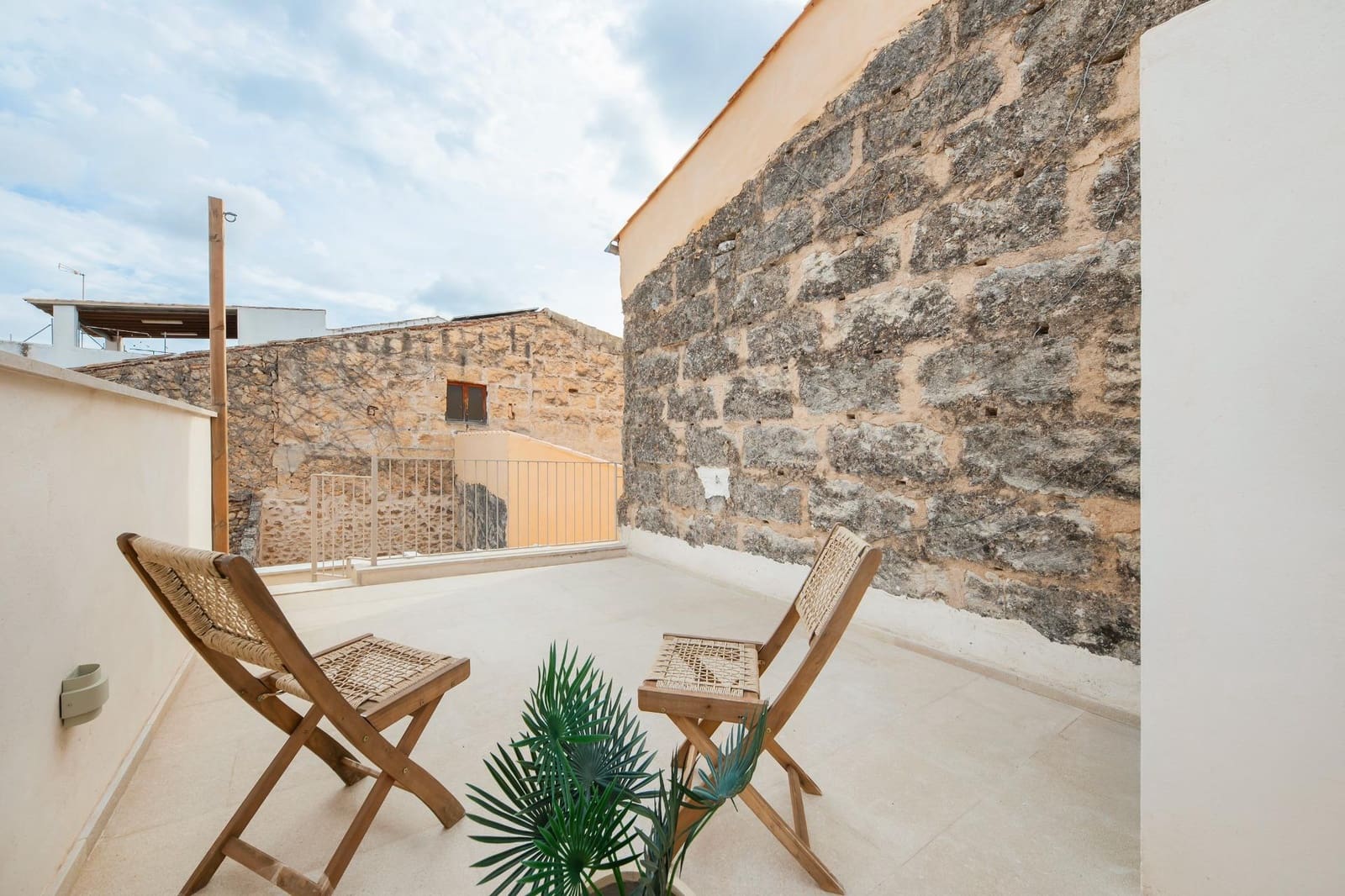 2 bedroom Townhouse for sale in Sa Pobla with pool - € 460,000 (Ref: 10139783)